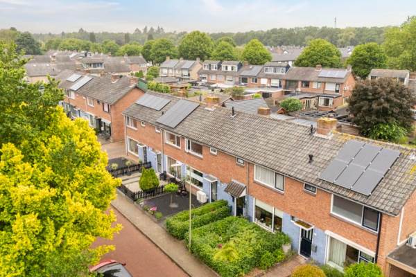 Woning J.D. van der Waalsstraat 51 Eerbeek