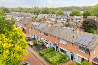 Woning J.D. van der Waalsstraat 51 Eerbeek