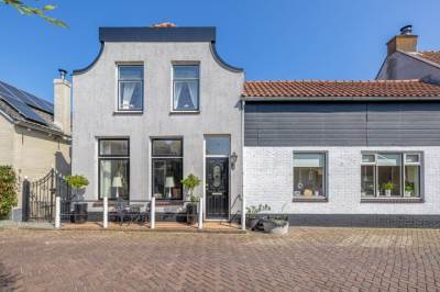 Woning Achterdijk 7 Stad aan 't Haringvliet