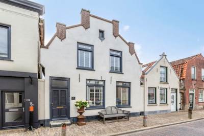 Woning Achterdorp 18 Dirksland