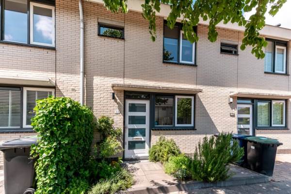 Woning John Fordstraat 13 Almere