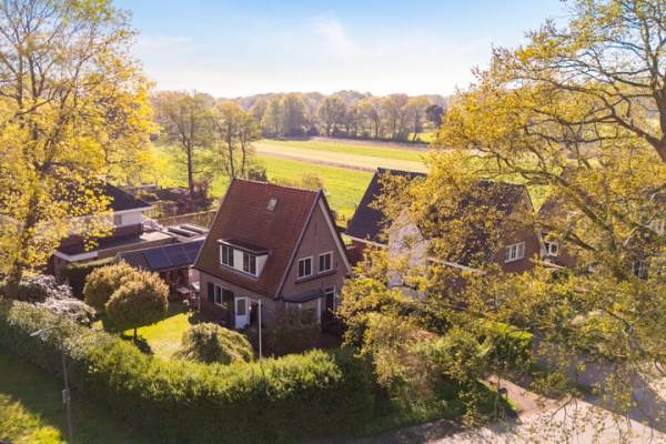 Woning Jut van Breukelerwaardlaan 8 Laag-Soeren