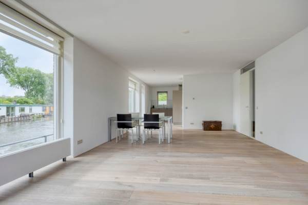 Woning Overweerse polderdijk 61B Purmerend