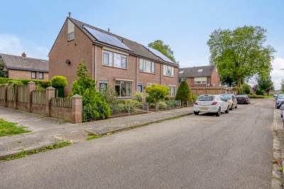 Woning Van den Hoonaardstraat 1 Driel