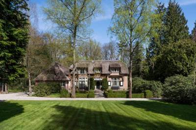 Woning Rozenlaantje 14 Laren (NH)