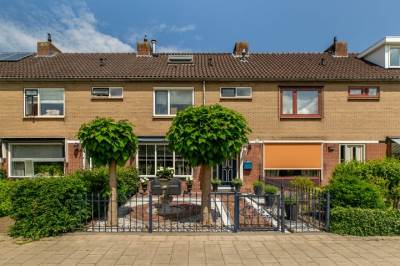 Woning Schaatsbaan 136 Barendrecht