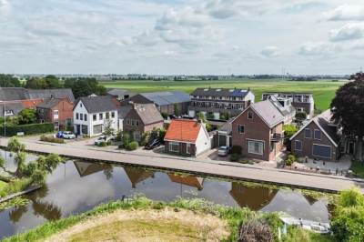 Woning Pastoor van der Plaatstraat 101 Rijpwetering