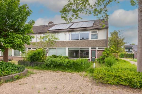 Woning van Vosbergenlaan 12 Heerhugowaard