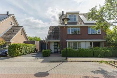 Woning Sparrenhout 14 Barendrecht