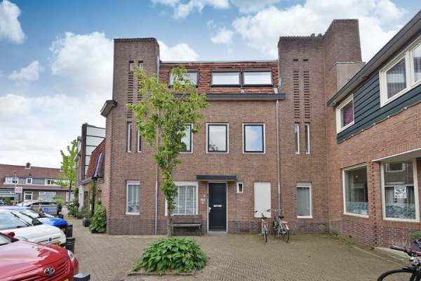 Woning Professor Poelsstraat 52 Hilversum