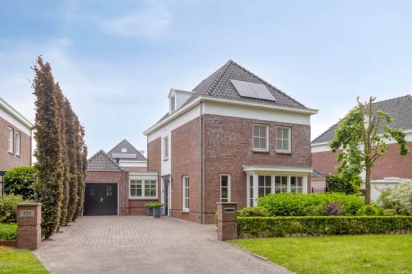 Woning Heer de Heuschweg 121 Mierlo