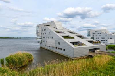 Woning Gooimeerpromenade 85 Huizen