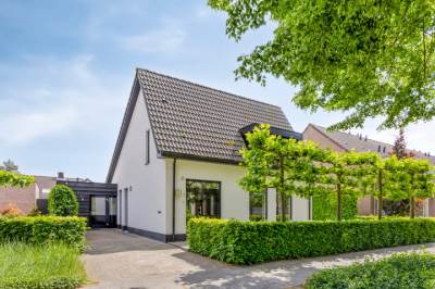 Woning Oisterwijkplantsoen 1 Riel