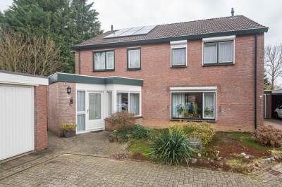 Woning Bloemersweide 8 Gendringen