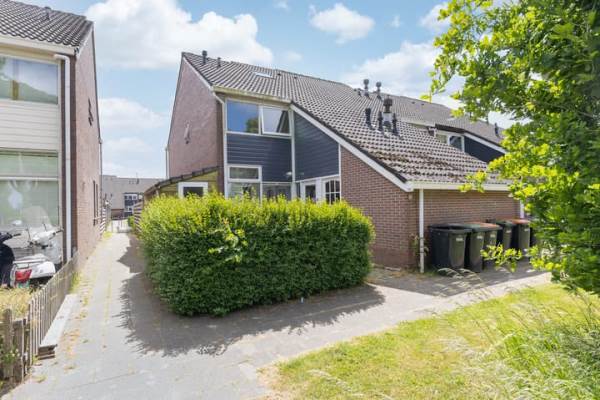 Woning Volkersweg 13 Zwaagdijk-Oost