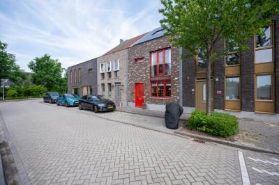 Woning Tiarastraat 28 Almere