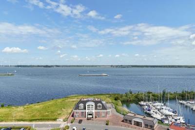 Woning Lantaarndijk 14 Willemstad