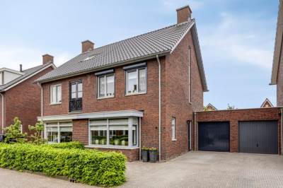 Woning Meester J van Dolderenstraat 14 Kesteren