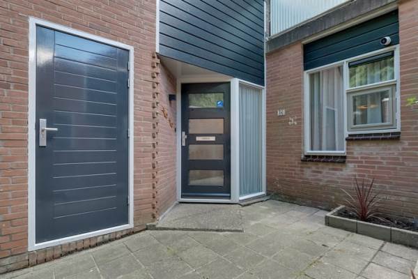 Woning Klagerstuin 36 Zwaag