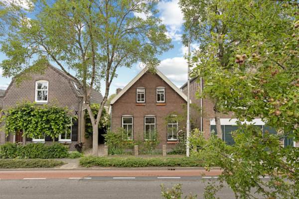 Woning Kerkweg 133 Lekkerkerk