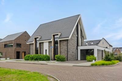Woning Van Uden-erf 14 Heesch