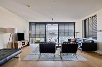 Woning Anna van Buerenplein 106 Den Haag