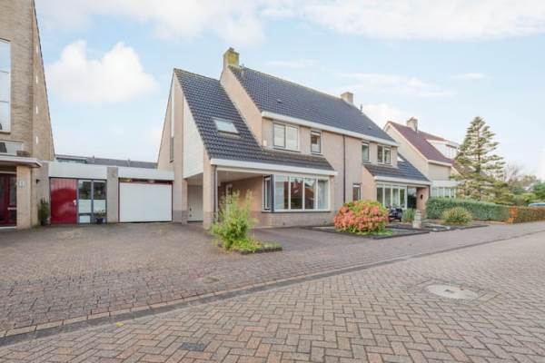 Woning Thorbecke singel 9 Raamsdonksveer
