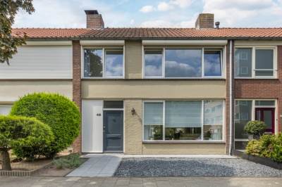 Woning J.J. de Vlamstraat 48 Best