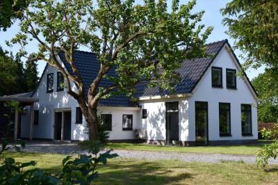 Woning Aan de Vaart 10 Roden