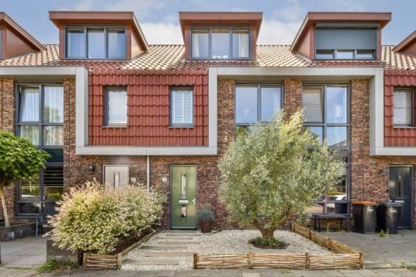 Woning Oostertuinen 64 Beverwijk