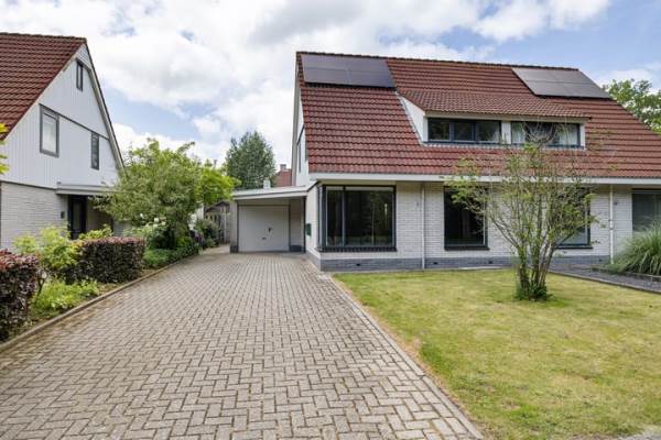 Woning De Tille 17 Gytsjerk