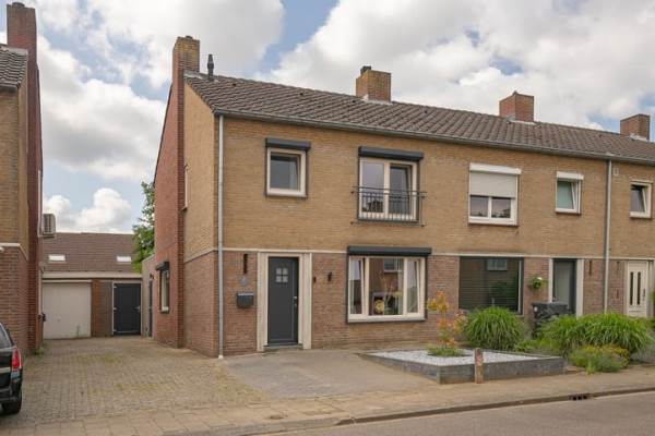 Woning Velgraafweg 18 Holtum
