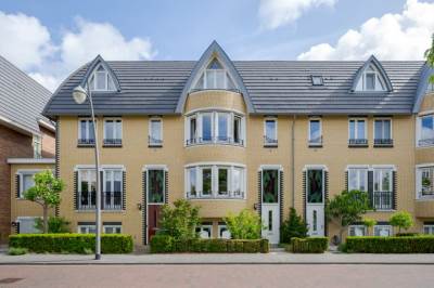 Woning Aagje Dekenkade 45 Voorschoten