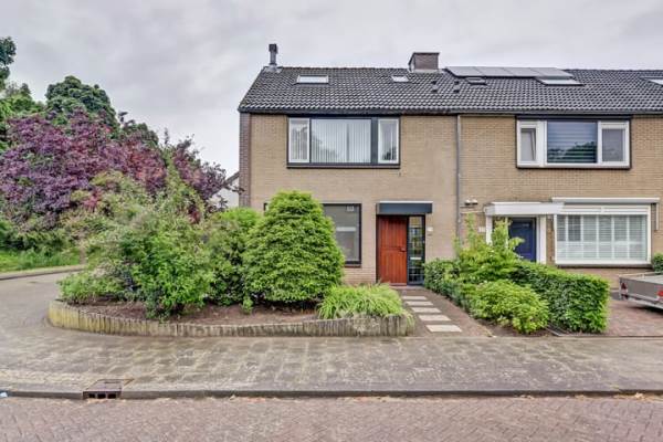 Woning Abraham Kuypersingel 29 Zwijndrecht