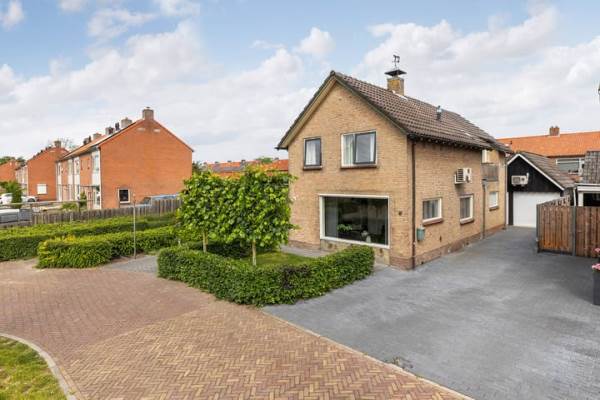 Woning Sneeuwbesstraat 9 Wezep