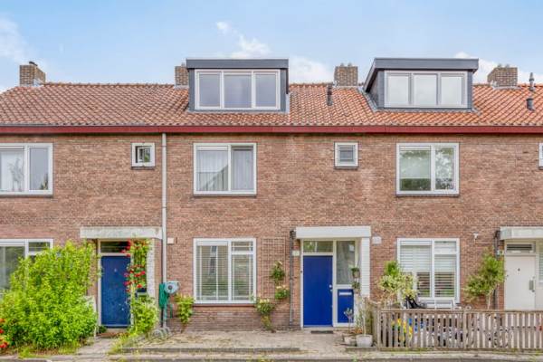 Woning De Bazelhof 7 Amsterdam