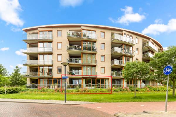 Woning Lessestraat 260 Heemskerk