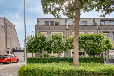 Woning Marga Klompélaan 109 Rijen