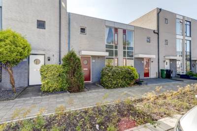 Woning Wilhelmina van Pruisenlaan 256 Gouda