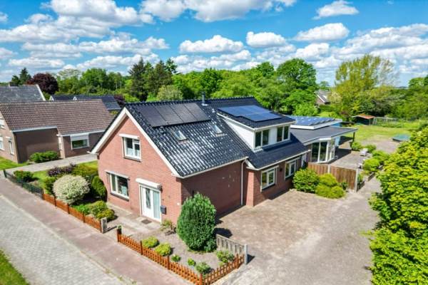 Woning Kanaal A NZ 158 Emmer-Compascuum