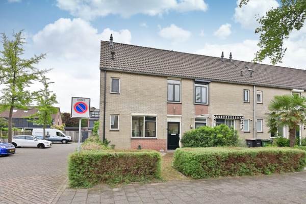 Woning Middelgronden 14 Huizen