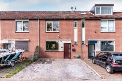 Woning Kamp 1571 Lelystad