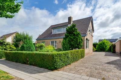 Woning Mr. L.A. Donkerstraat 6 Almkerk