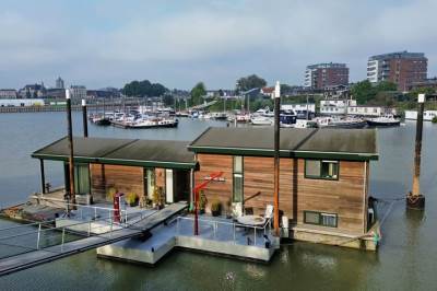 Woning Haven 24 Tiel