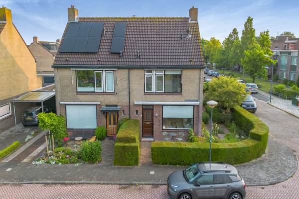 Woning Vincent van Goghstraat 2 Nederhorst den Berg