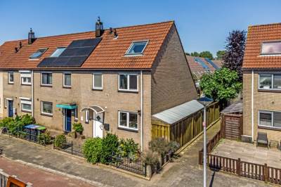 Woning Paalsporenkreek 15 Spijkenisse