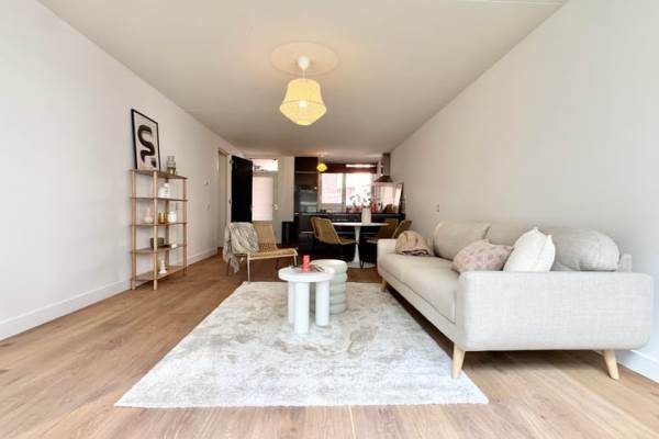 Woning Sint Antoniesbreestraat 104 Amsterdam