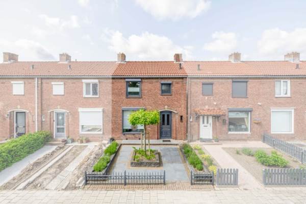 Woning van Kleefstraat 8 Tegelen