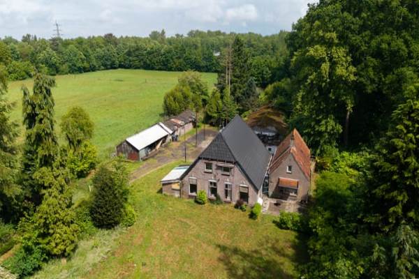 Woning Zwarteweg 5 Emst