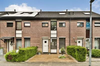 Woning Henriëtte Roland Holst-erf 34 Dordrecht